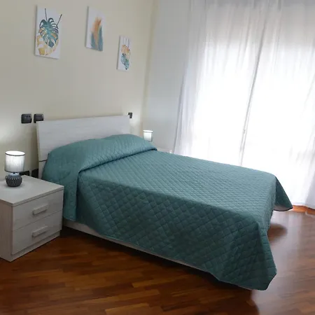 Luciana - 3 Min Train To Fco Airport & Fiera * Fiumicino