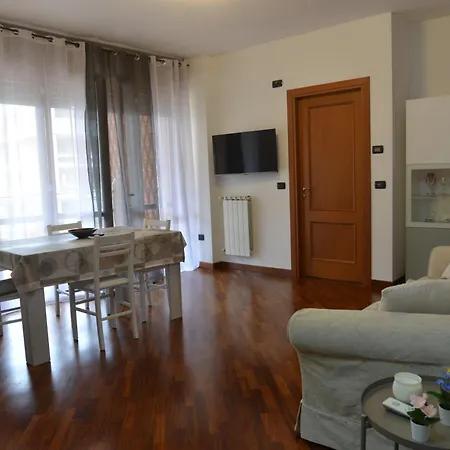 Apartamento Luciana - 3 Min Train To Fco Airport & Fiera Fiumicino