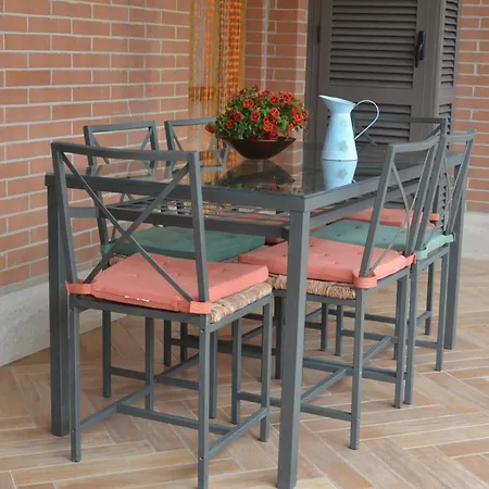 Luciana - 3 Min Train To Fco Airport & Fiera